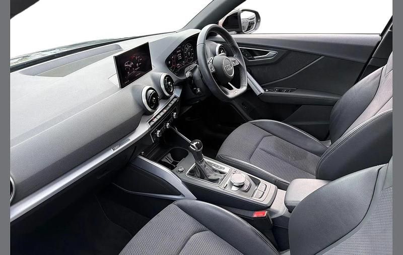 Used Audi Q2 Black Edition 147 HP (108 kW) 2023 Grey SUV