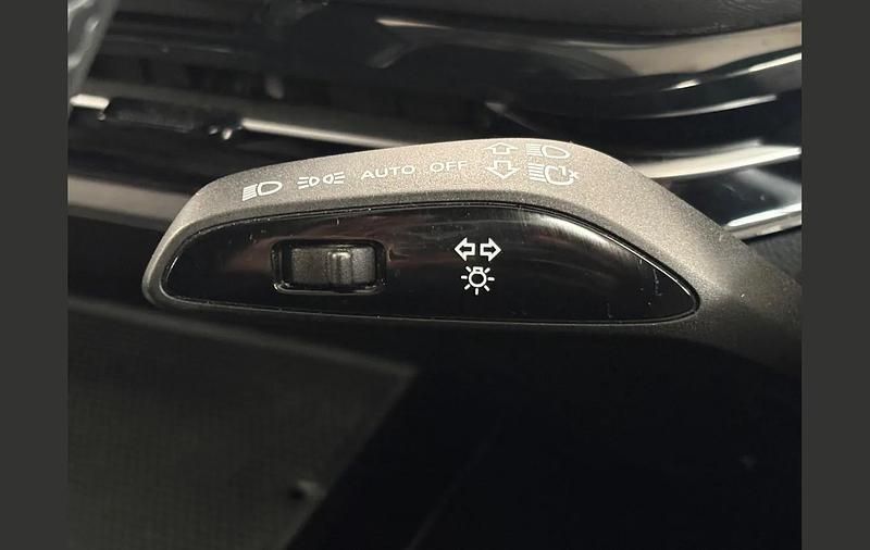 Used MG MG4 EV Trophy 150 kW (204 HP) 2023 Blue Hatchback