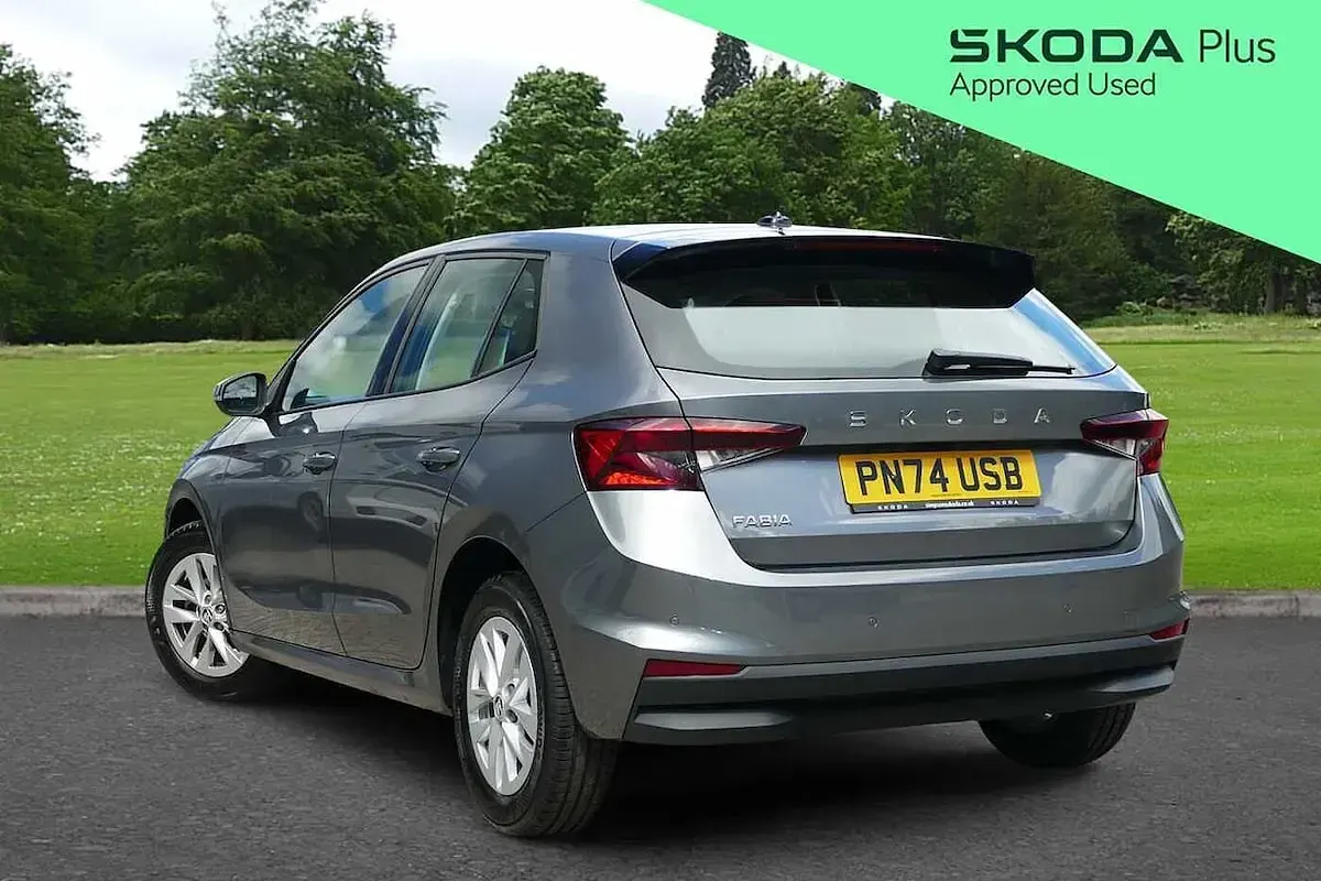 Gebraucht Skoda Fabia Comfort 94 PS (69 kW) 2024 Grau Kleinwagen