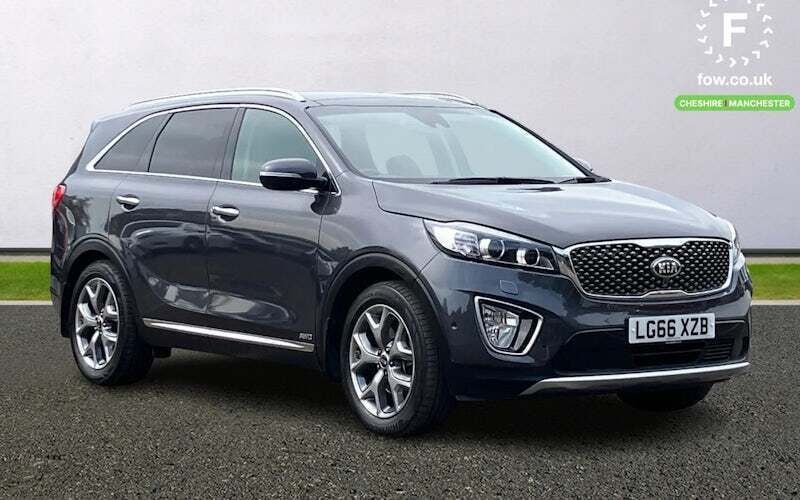 Grey Used 2016 Kia Sorento 4 SUV | £21,599 (Fair price) - Image 1/4