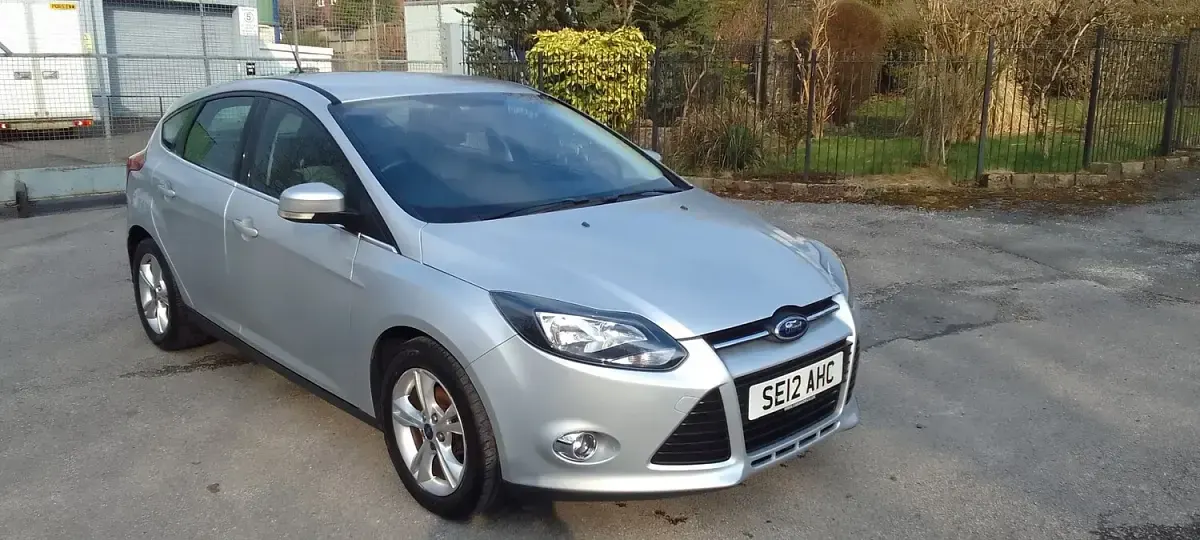 Used Ford Focus Zetec 2012 Silver Hatchback