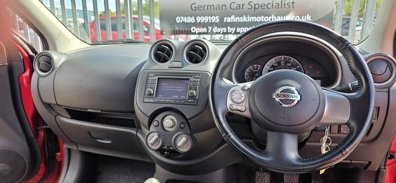 Begagnad Nissan Micra Acenta 2012 Röd Halvkombi