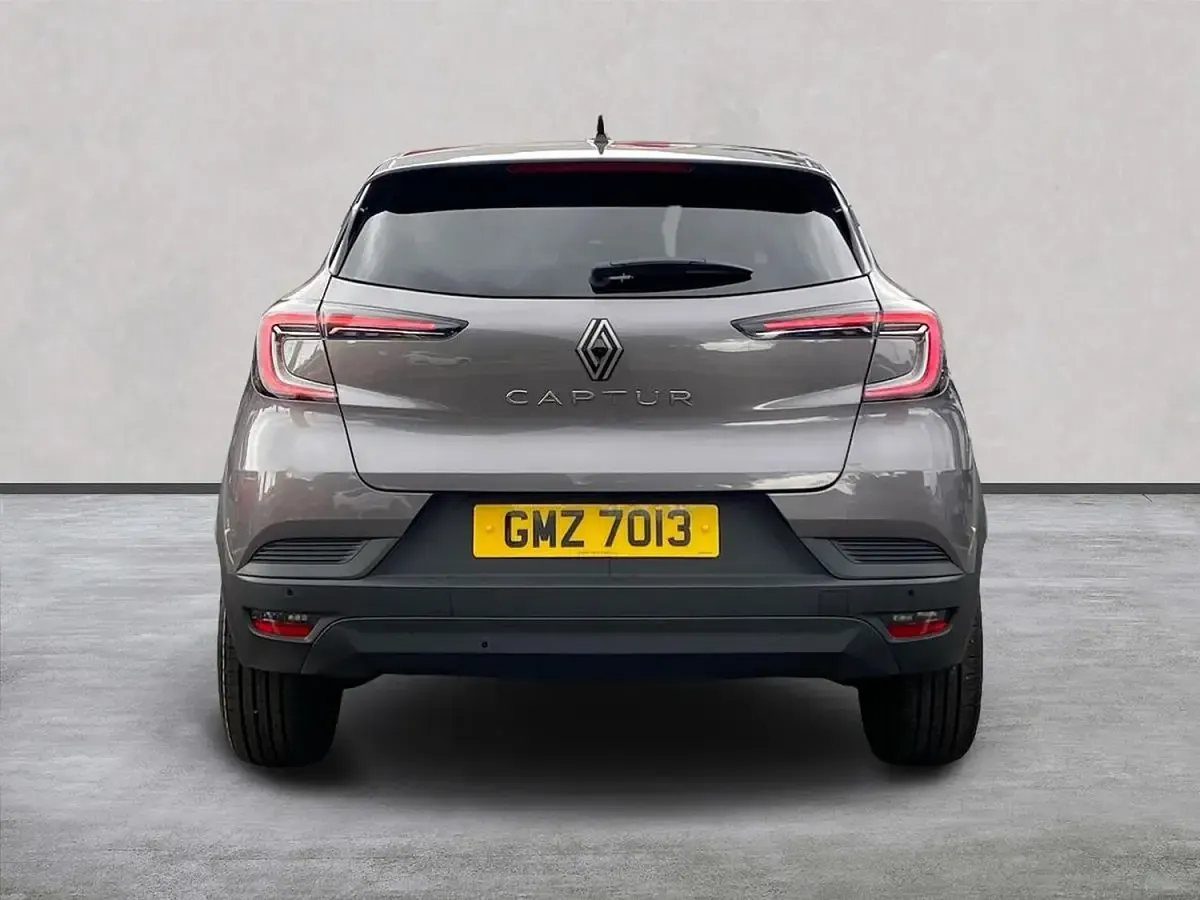 Used Renault Captur Evolution 90 HP (66 kW) 2025 Grey SUV