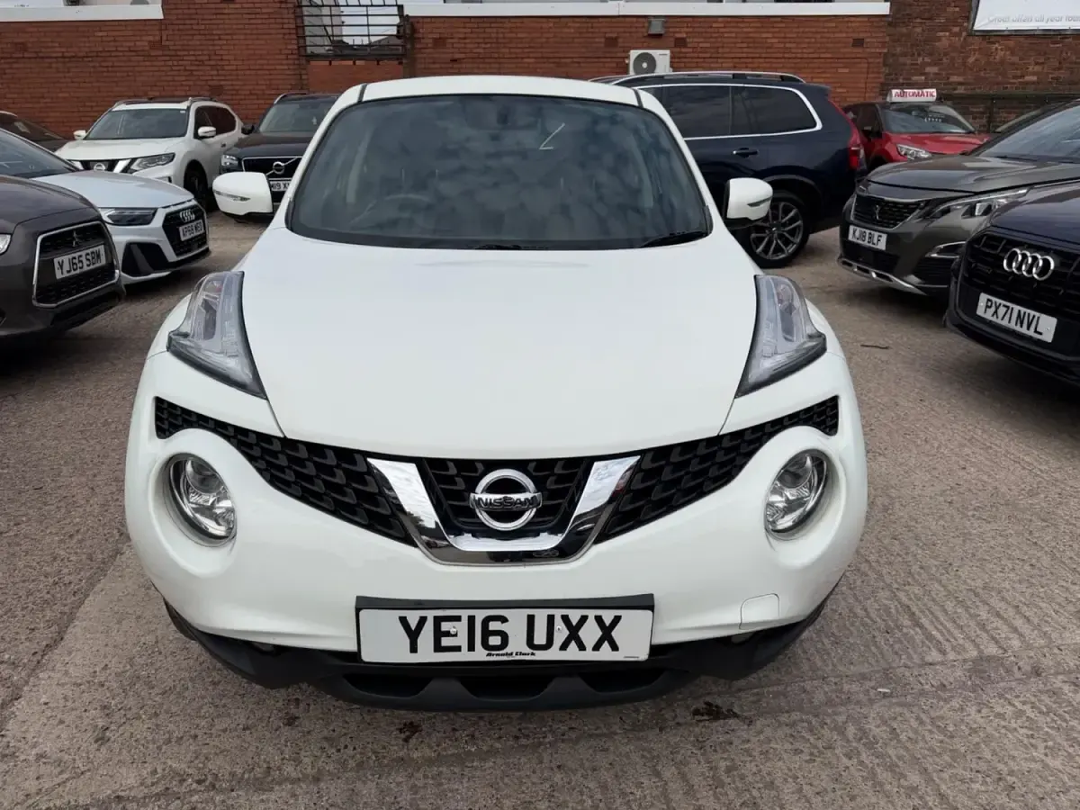 Begagnad Nissan Juke Acenta 2016 Vit SUV