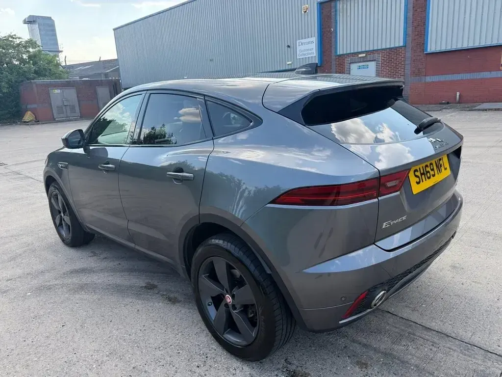 Used Jaguar E-Pace Chequered Flag 150 HP (110 kW) 2019 Grey SUV