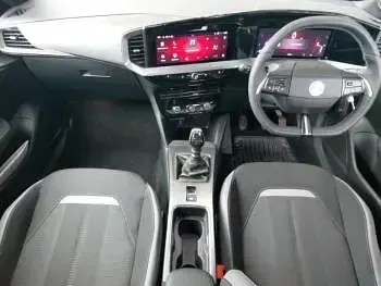 Used Vauxhall Mokka 136 HP (100 kW) 2025 Green SUV