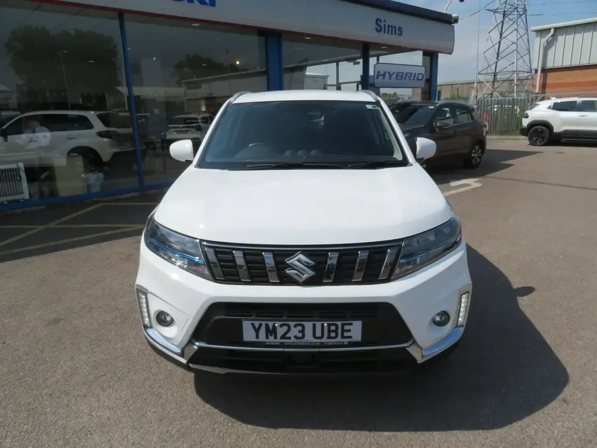 Used Suzuki Vitara SZ-T 129 HP (94 kW) 2023 White SUV
