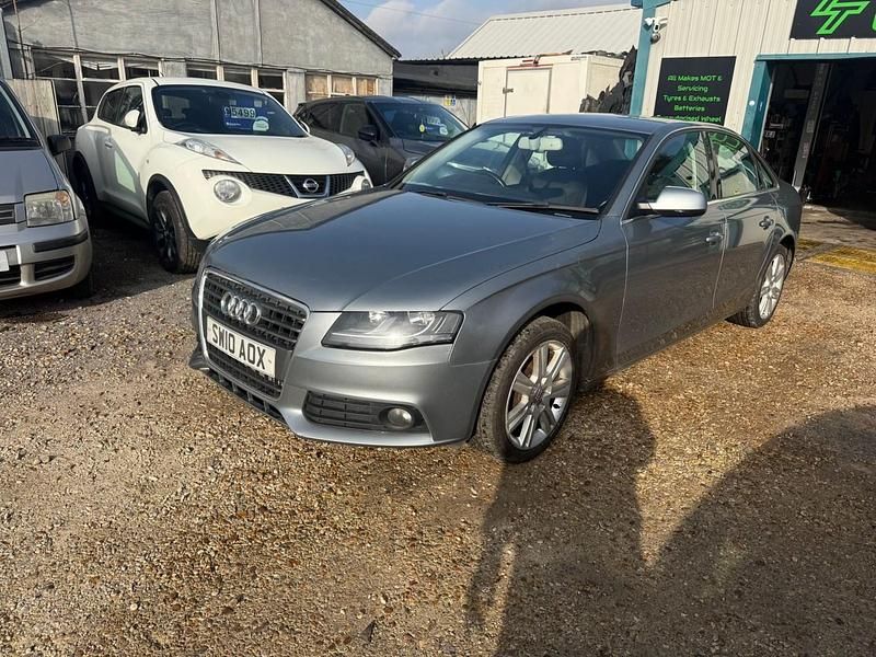 Usado Audi A4 Advanced 143 CV (105 kW) 2010 Gris Berlina