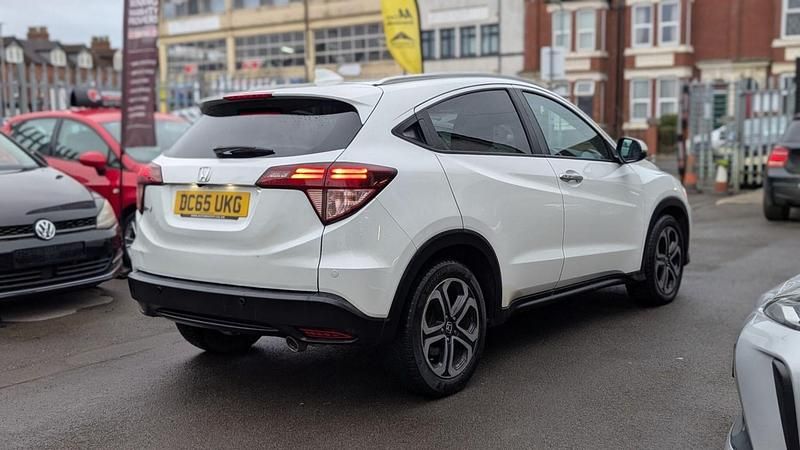 Used Honda HR-V EX 120 HP (88 kW) 2015 White SUV