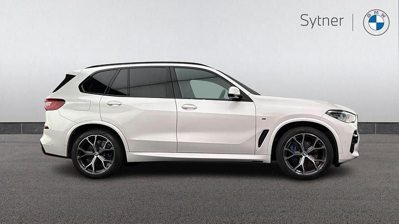 Used BMW X5 M Sport 282 HP (207 kW) 2021 White SUV