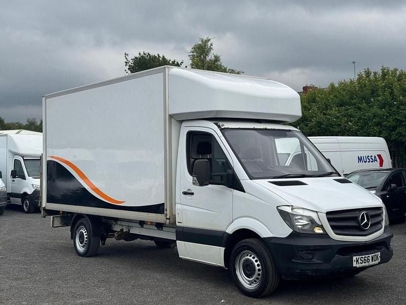 White Used 2016 Mercedes Sprinter Van | £8,495 (Fair price) - Image 1/4