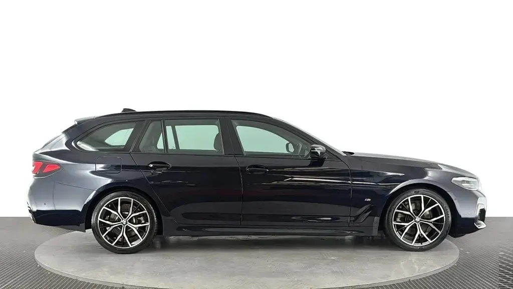Used BMW 520 M Sport 190 HP (139 kW) 2022 Black Sedan