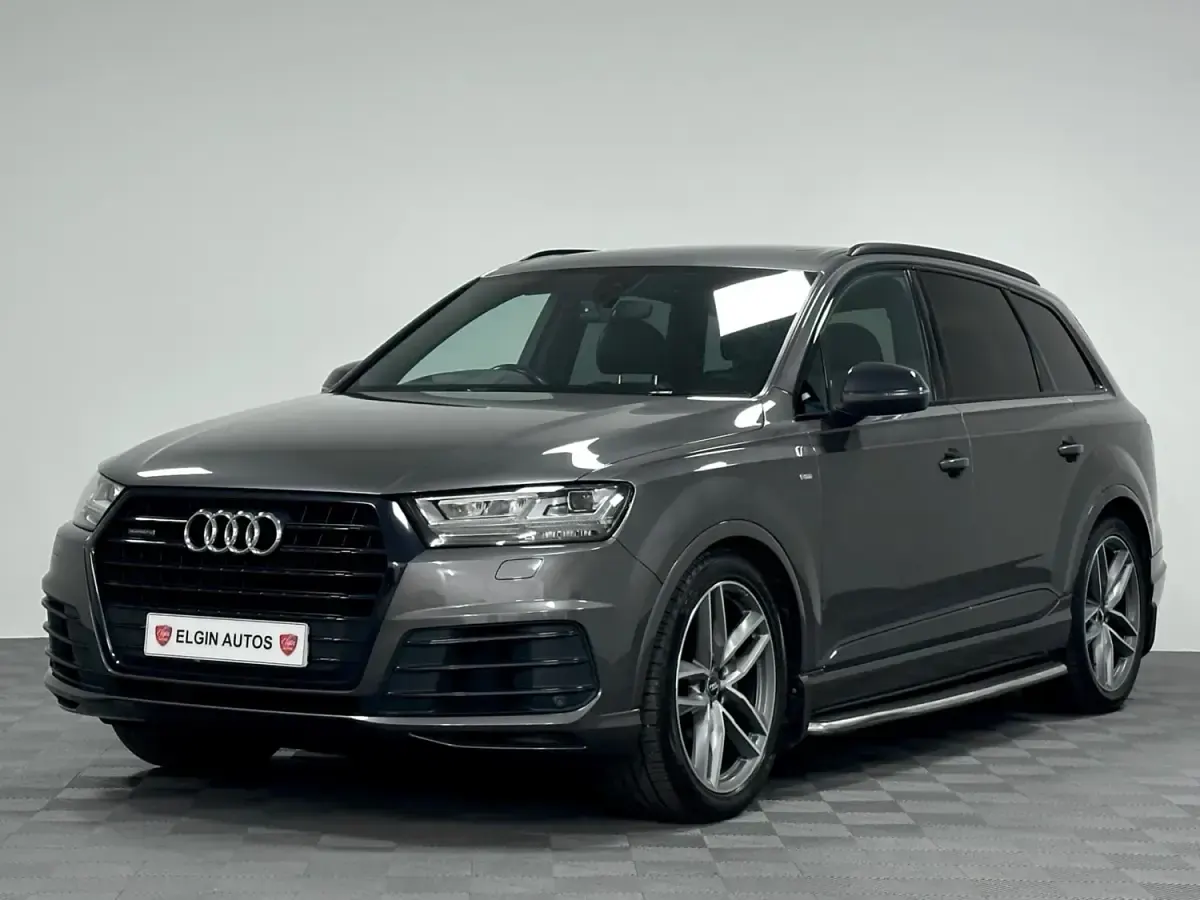 Usado Audi Q7 Black Edition 286 CV (210 kW) 2019 Gris SUV