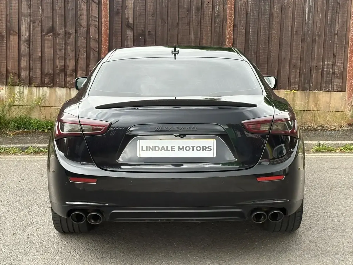 Used Maserati Ghibli 275 HP (202 kW) 2014 Black Sedan