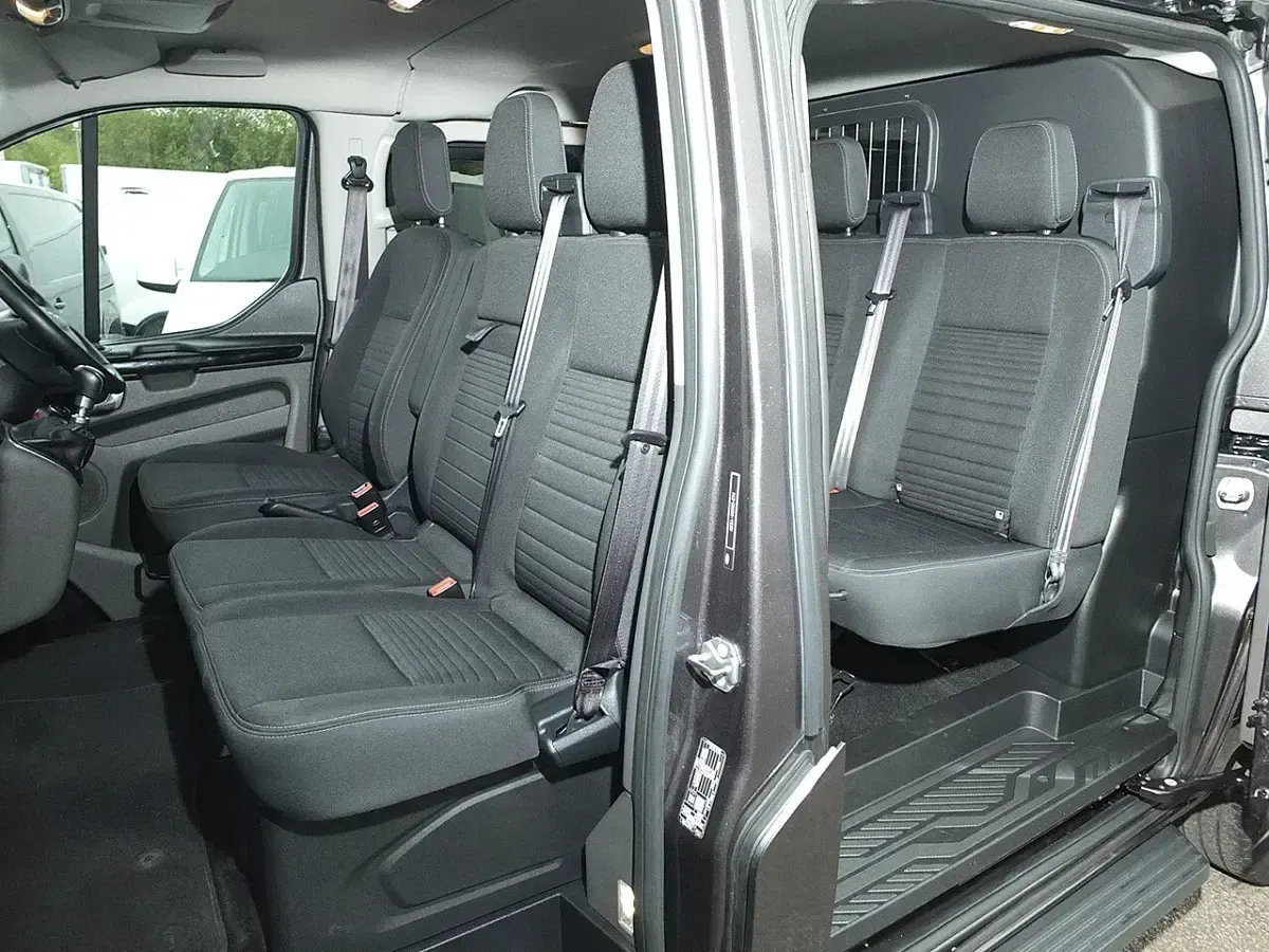 Used Ford Transit Custom Limited 170 HP (125 kW) 2021 Grey Van