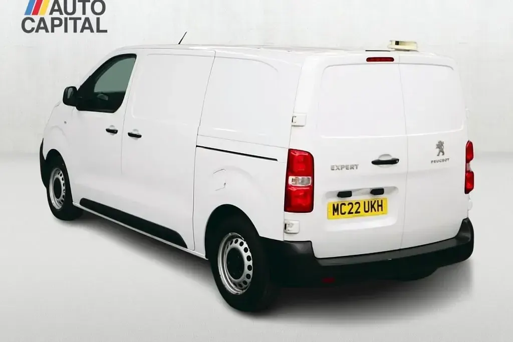 Used Peugeot Expert Premium 100 HP (73 kW) 2022 White Van