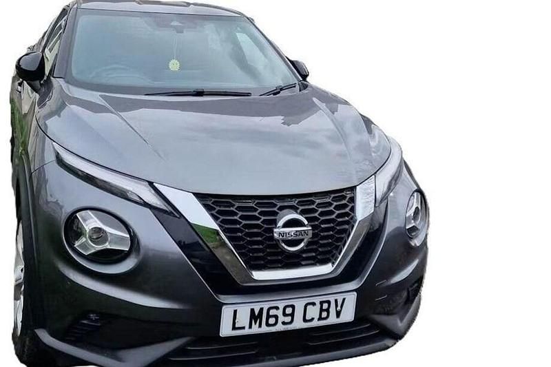 Used Nissan Juke N-Connecta 117 HP (86 kW) 2019 Grey SUV