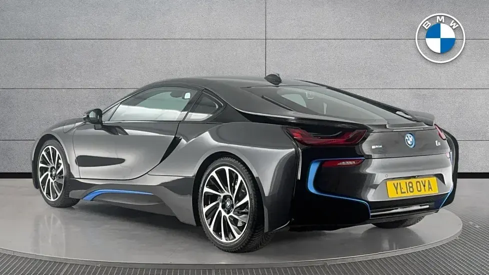 Used BMW i8 Comfort Edition 357 HP (262 kW) 2018 Grey Coupe