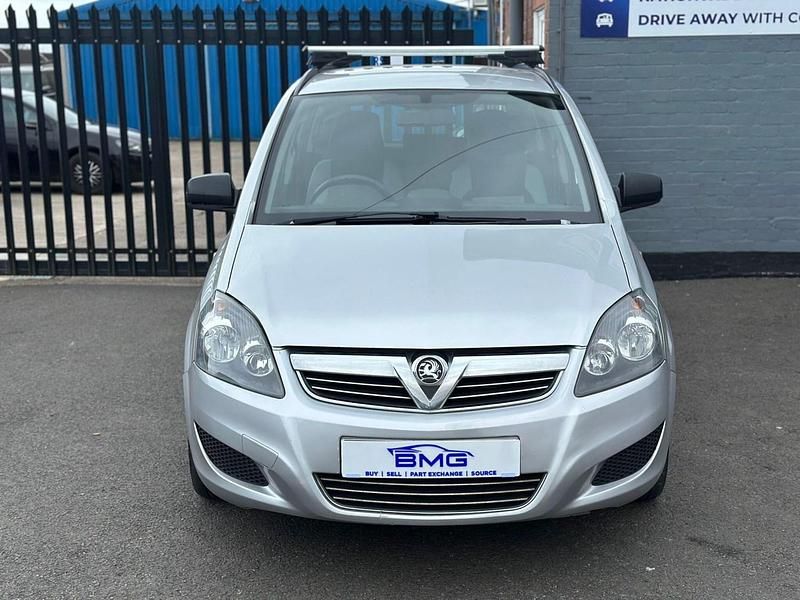 Used Vauxhall Zafira 2011 Silver MPV