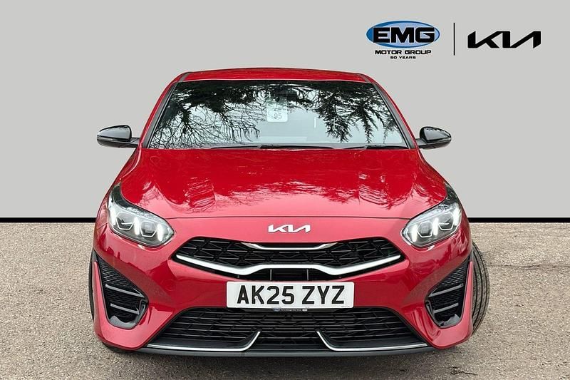 Used Kia ProCeed GT-Line 138 HP (101 kW) 2025 Red Estate