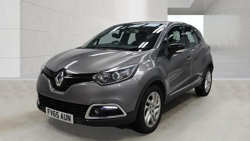 Used Renault Captur Dynamique 110 HP (80 kW) 2015 Grey SUV