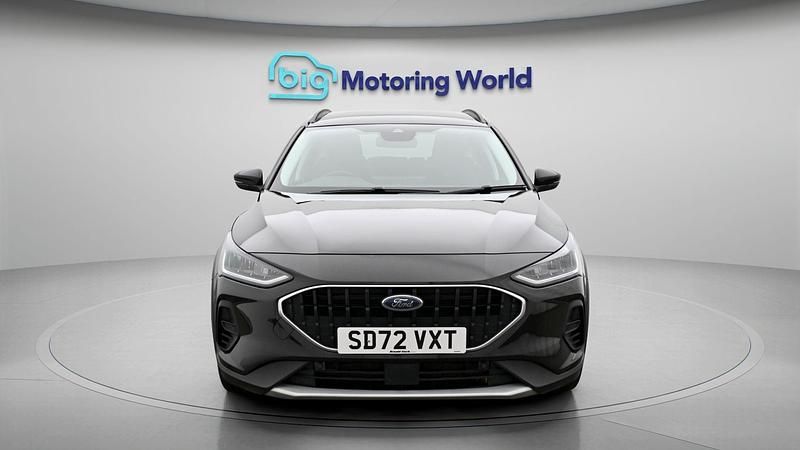 Usado Ford Focus Active X 118 HP (86 kW) 2022 Preto Carrinha