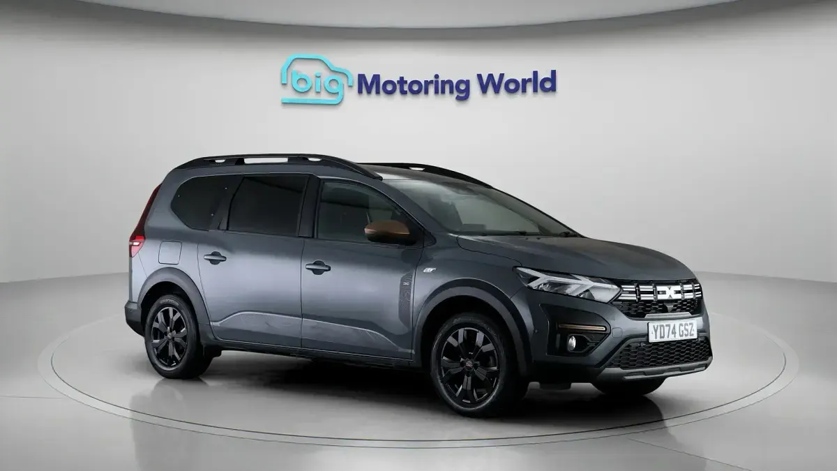 Used Dacia Jogger Extreme 141 HP (103 kW) 2024 MPV
