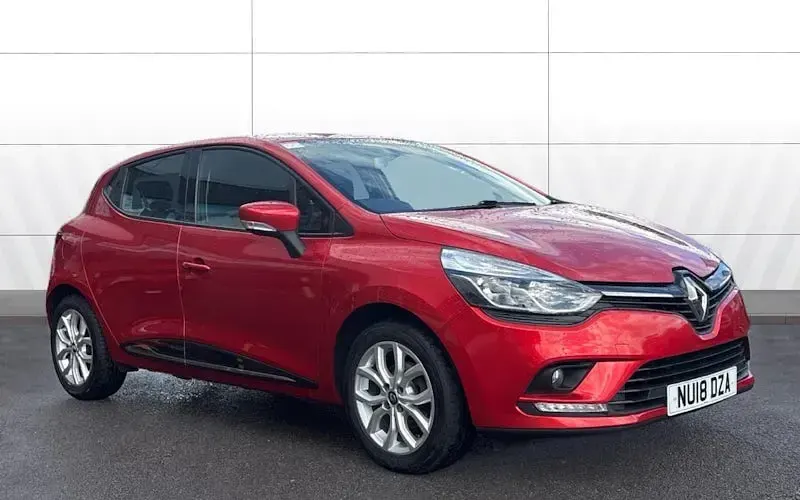 Used Renault Clio Dynamique 75 HP (55 kW) 2018 Hatchback