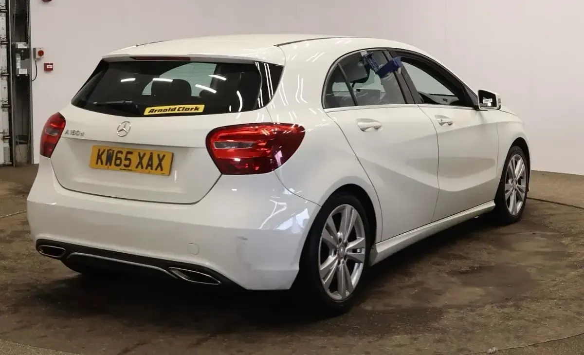 Used Mercedes A180 109 HP (80 kW) 2016 White Hatchback