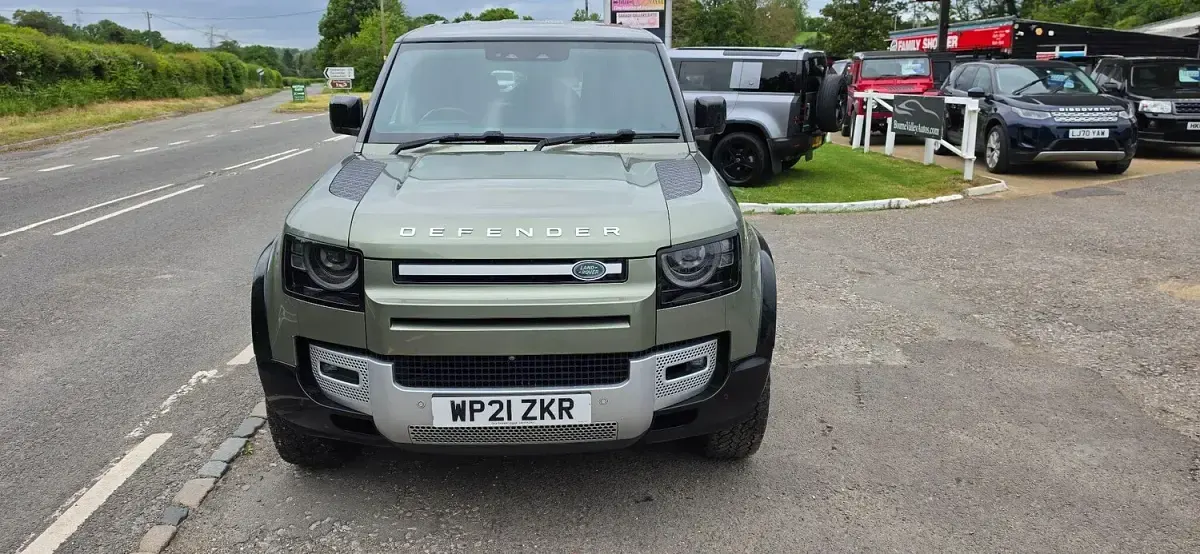Used Land Rover Defender SE 2021 Green SUV