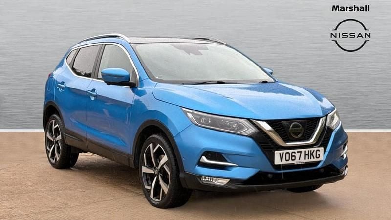 Blue Used 2017 Nissan Qashqai Tekna SUV | £11,775 (Fair price) - Image 1/4