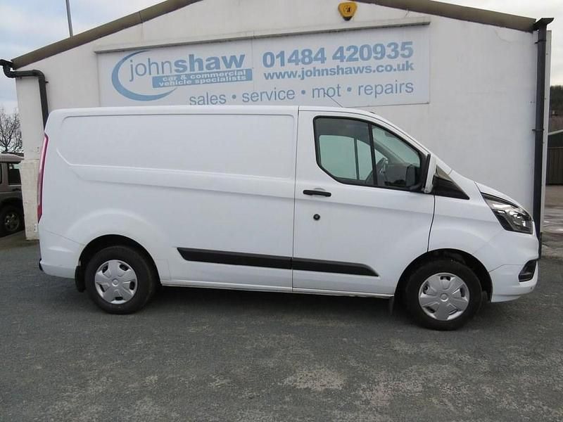 White Used 2019 Ford Transit Custom Trend Van | £12,950 (Super price) - Image 1/3