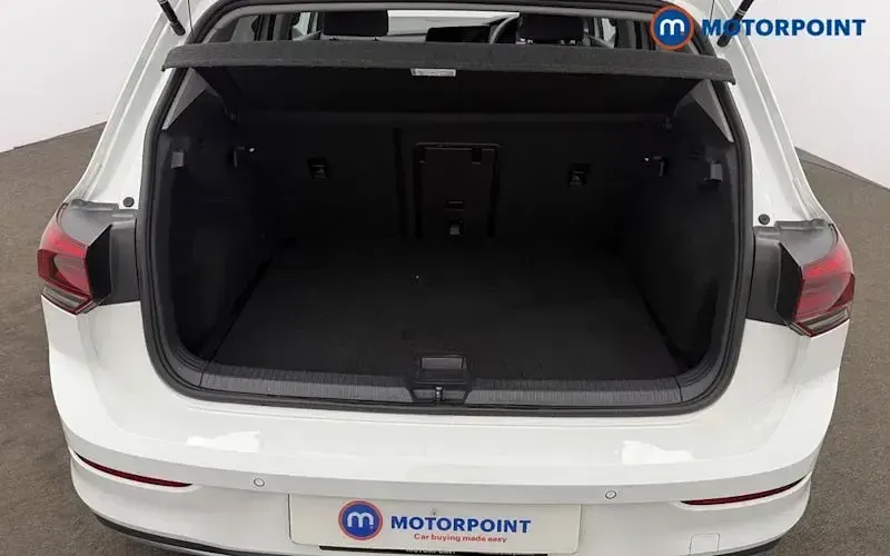 Used VW Golf VIII Edition 150 HP (110 kW) 2023 White Hatchback