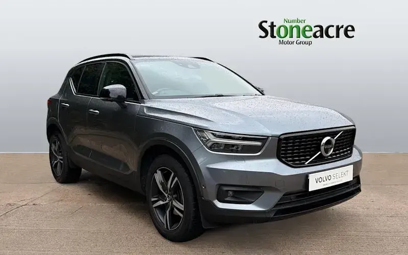 Used Volvo XC40 R-Design 150 HP (110 kW) 2021 SUV