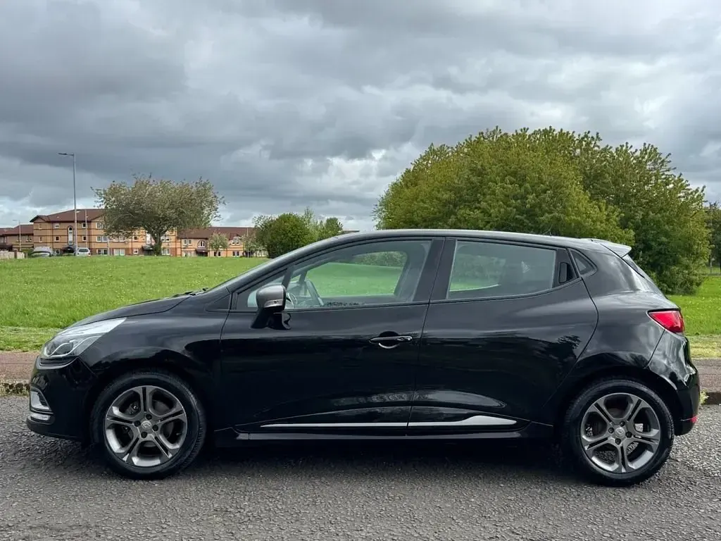 Gebraucht Renault Clio IV Dynamique 90 PS (66 kW) 2017 Schwarz Kleinwagen