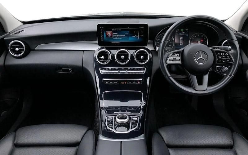 Used Mercedes C200 SE 184 HP (135 kW) 2020 Silver Sedan