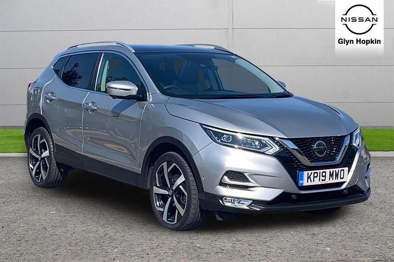 Silver Used 2019 Nissan Qashqai Tekna SUV | £14,445 (Fair price) - Image 1/1