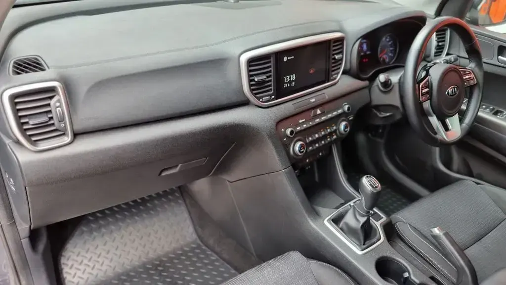 Used Kia Sportage 130 HP (95 kW) 2022 Grey SUV