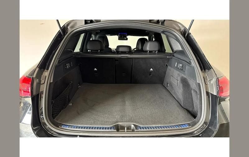 Used Mercedes GLC220 AMG line 194 HP (142 kW) 2023 Black SUV