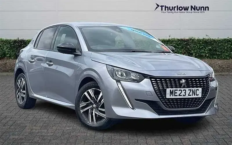 Used Peugeot 208 Allure+ 131 HP (96 kW) 2023 Hatchback