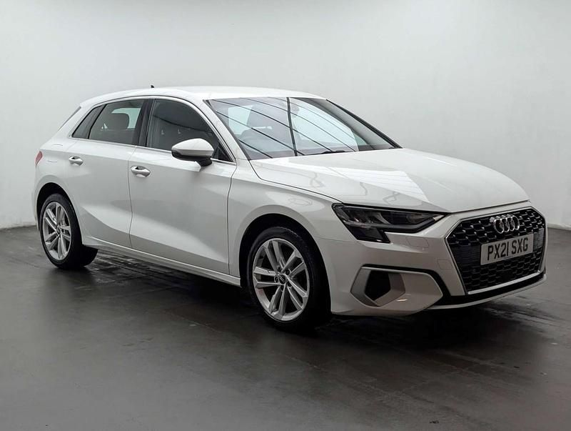 Used Audi A3 Sportback Sport 110 HP (80 kW) 2021 White Hatchback