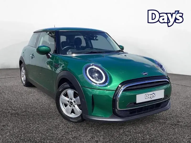 Used Mini Cooper Classic 136 HP (100 kW) 2023 Green Hatchback