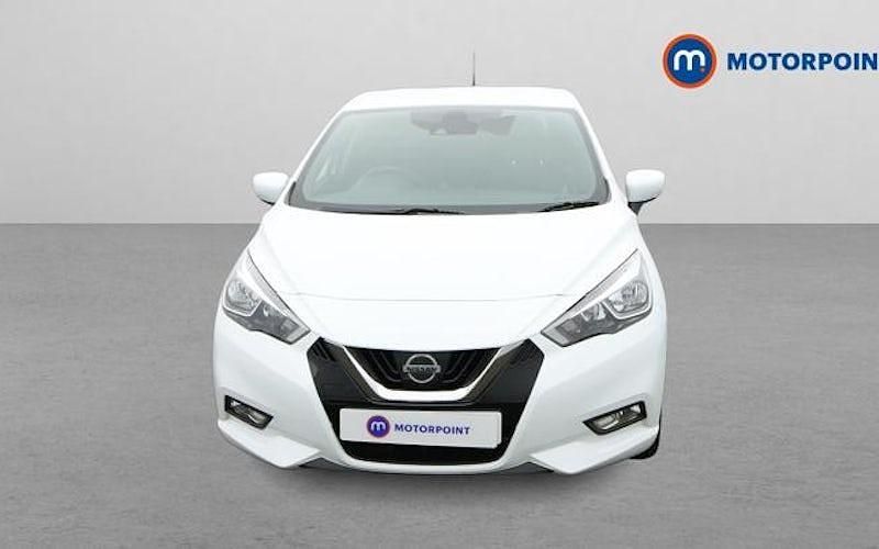 Usado Nissan Micra N-Connecta 90 HP (66 kW) 2018 Branco Citadino