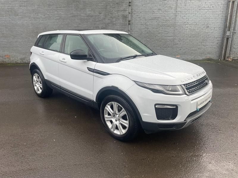 Used Land Rover Range Rover evoque SE 2016 White Estate