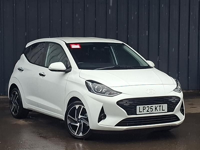 New Hyundai i10 Premium 63 HP (46 kW) 2025 White Hatchback