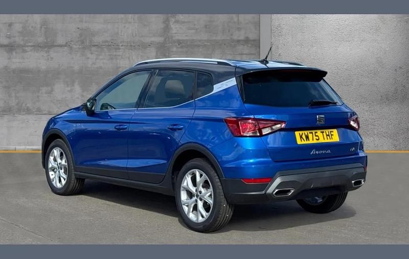 New Seat Arona FR 115 HP (84 kW) 2025 Blue SUV