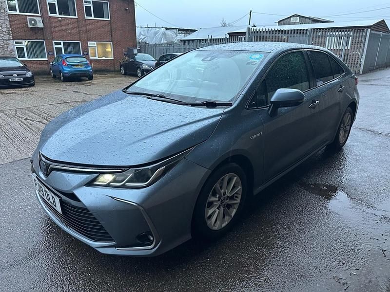 Used Toyota Corolla 122 HP (89 kW) 2019 Grey Sedan