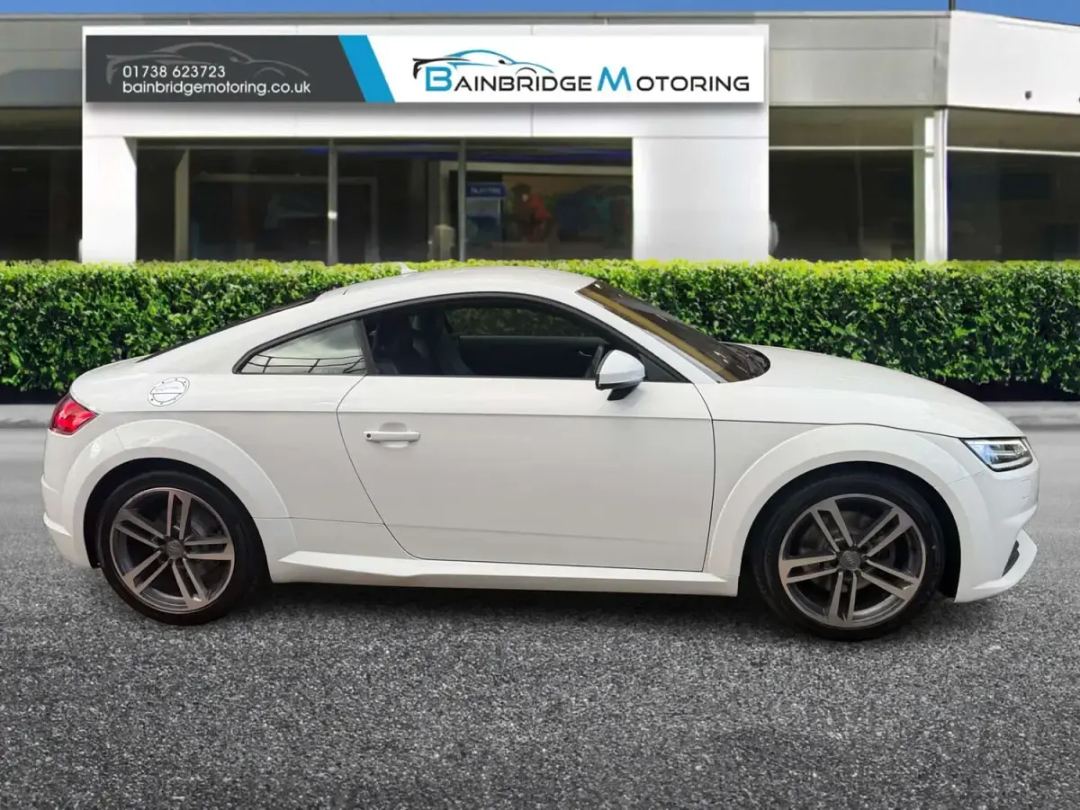 Käytetty Audi TT Sport 197 HP (144 kW) 2019 Valkoinen Coupe - kaksiovinen