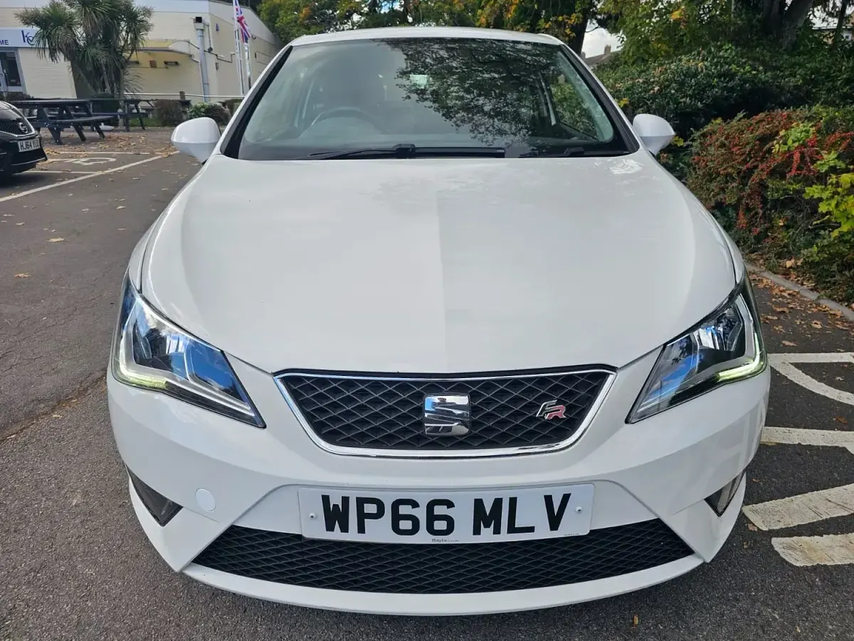 Used Seat Ibiza FR 90 HP (66 kW) 2016 White Hatchback