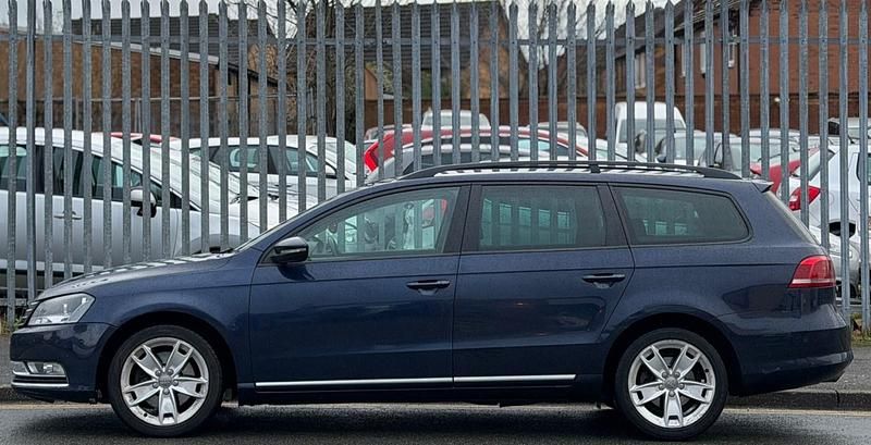 Used VW Passat S 105 HP (77 kW) 2011 Blue Estate